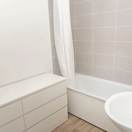 Large New - Apartmán Sevran